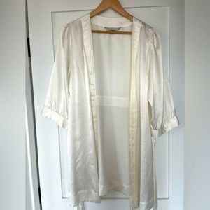Victoria’s Secret white satin robe size Medium